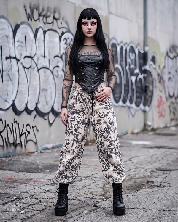 Pantalón baggy marfil trazo primitivo