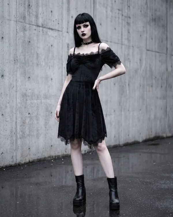 Vestido terciopelo negro mangas abullonadas